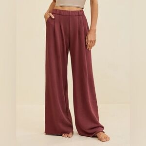 Aerie Street Trouser Wide Leg Sweatpants Women Size Medium Short